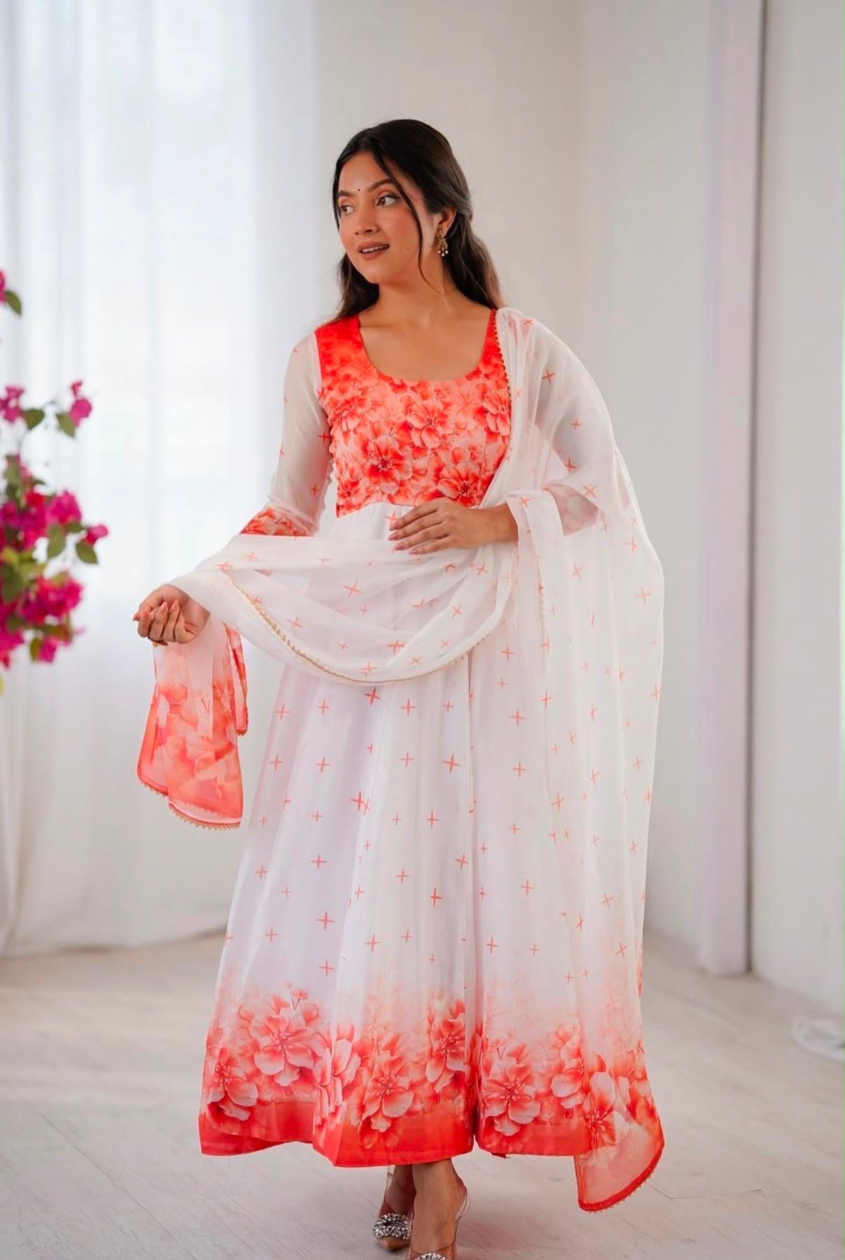 Embroidery mit Dupatta L Size