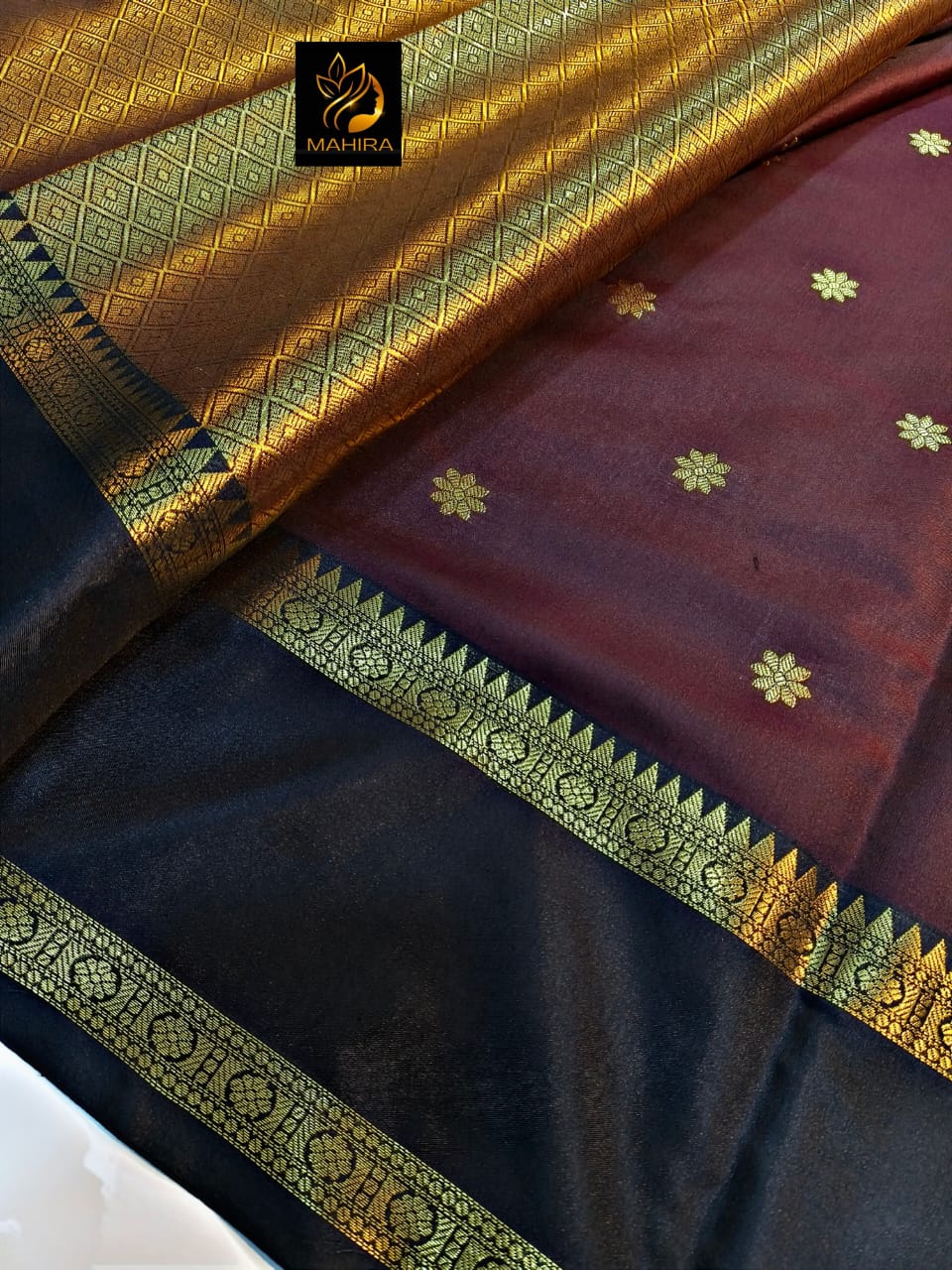 Trending Viral Collection Banarasi Semi Soft Saree