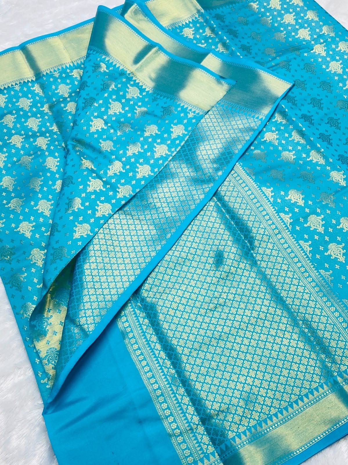 Trending Viral Banarasi Semi Soft Saree – Sky Blue with Gold Zari