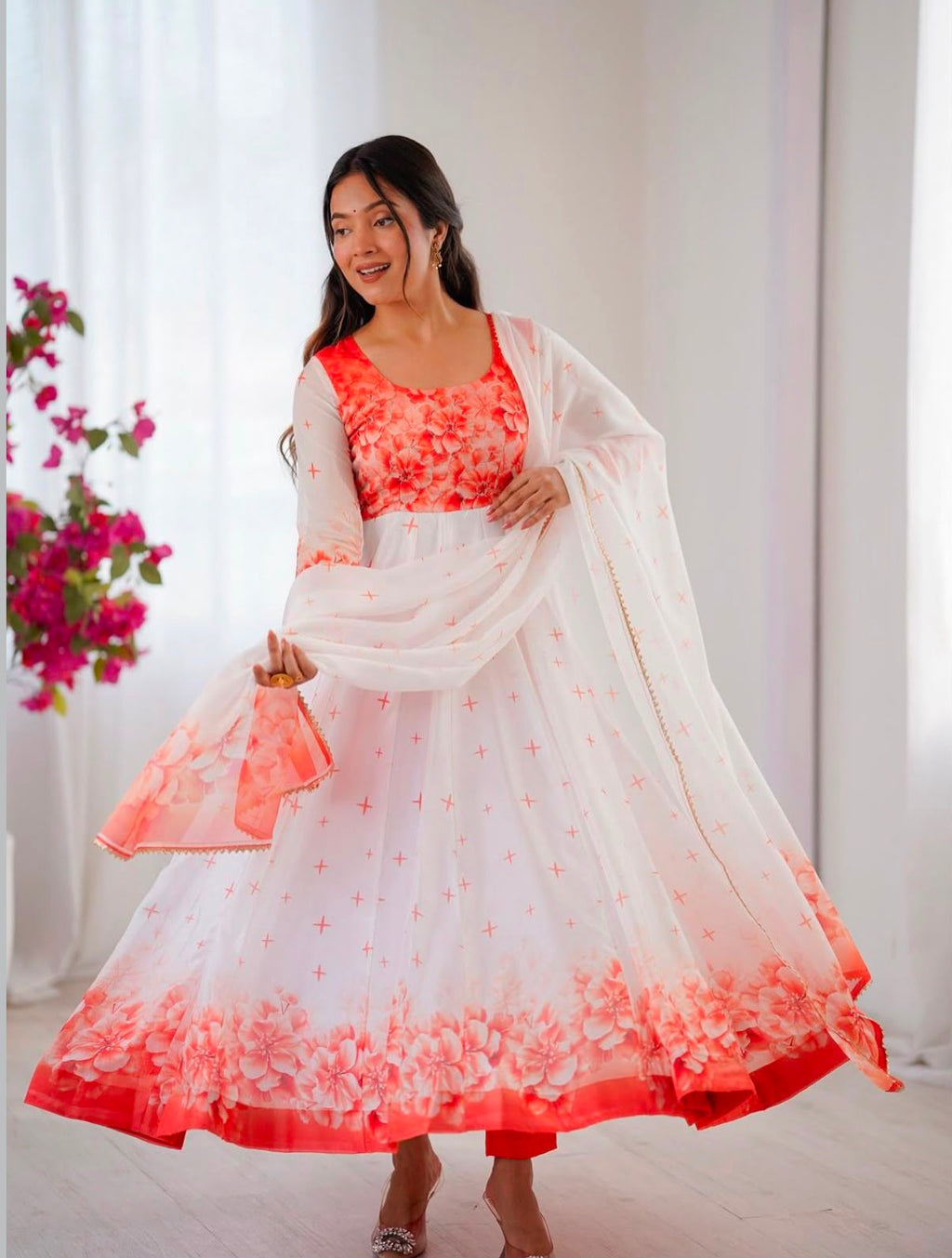 Embroidery mit Dupatta L Size