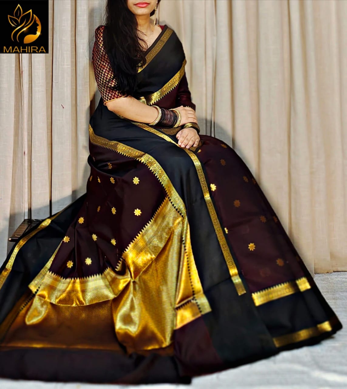 Trending Viral Collection Banarasi Semi Soft Saree
