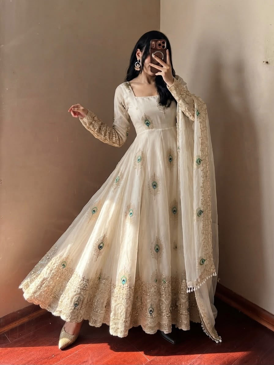 Designer-Gown Größe XXL