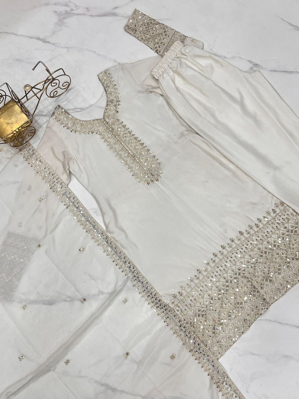 White Embroidered Salwar Kameez Set with Dupatta L Size