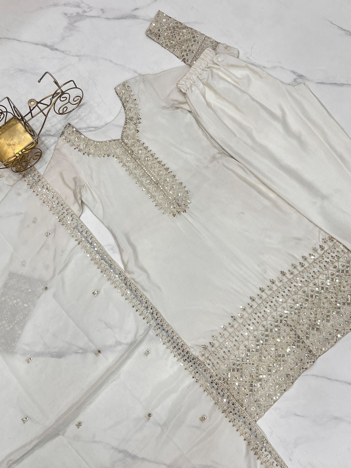 White Embroidered Salwar Kameez Set with Dupatta L Size