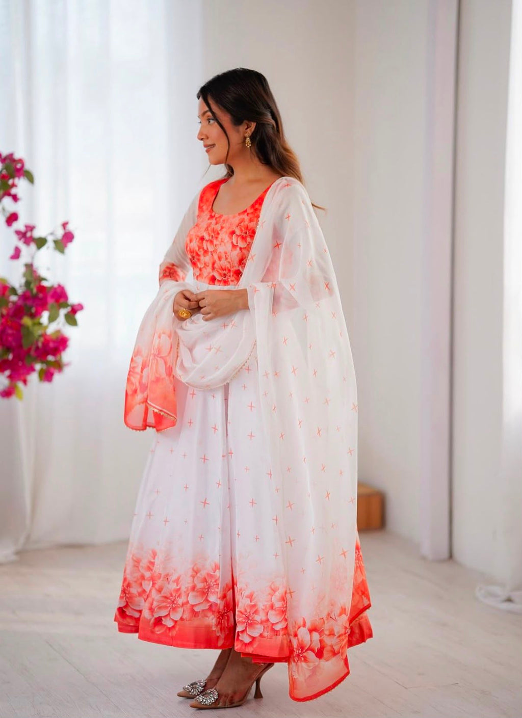 Embroidery mit Dupatta L Size