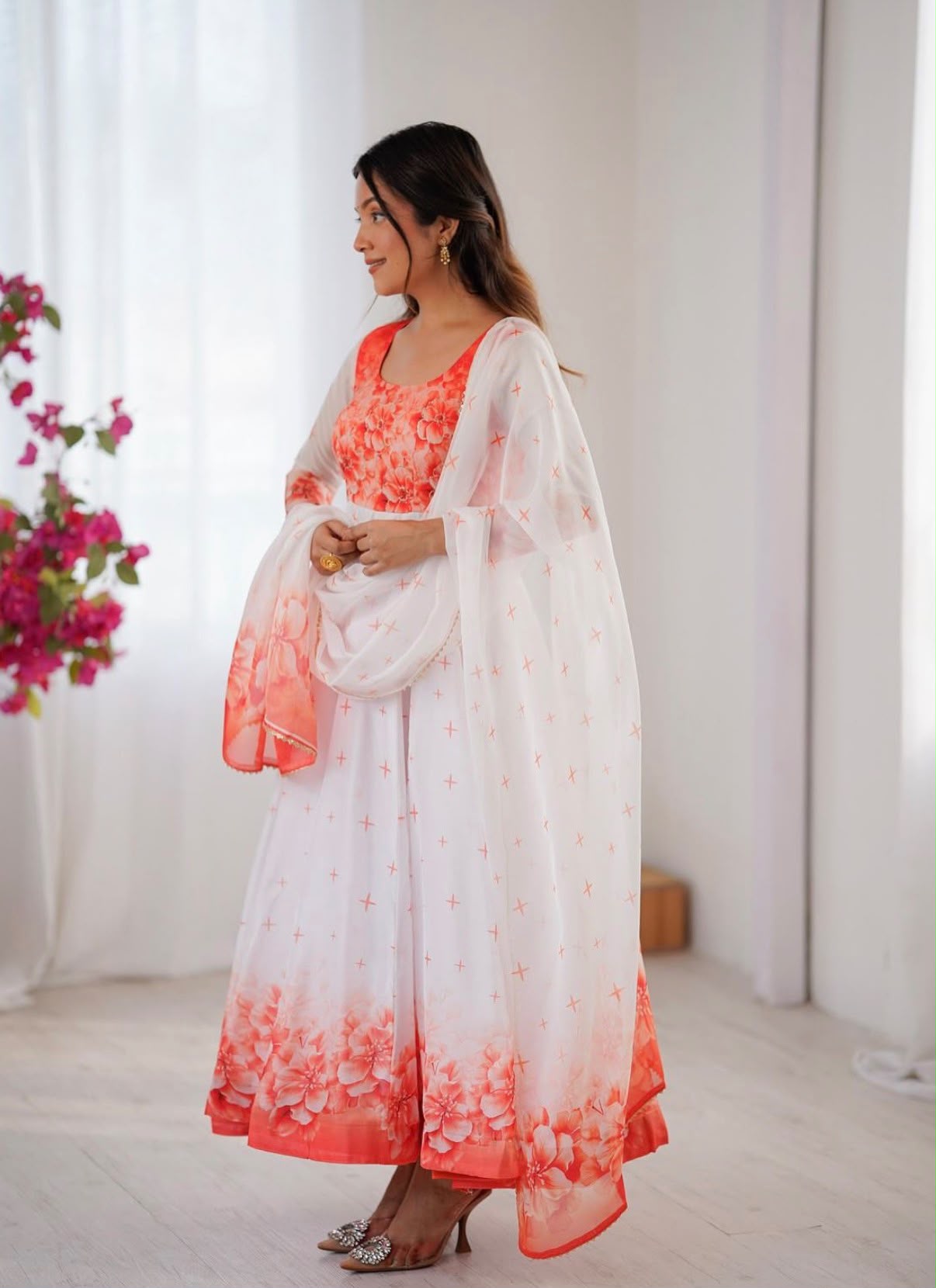 Embroidery mit Dupatta L Size