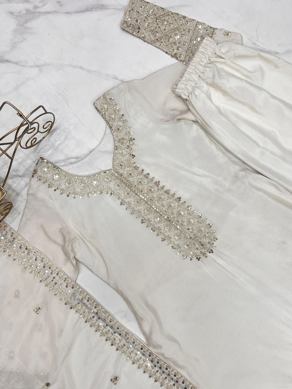 White Embroidered Salwar Kameez Set with Dupatta L Size