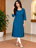 Blaues gemustertes Damen-Kurta-Kleid mit Knopfleiste und Dreiviertelärmeln