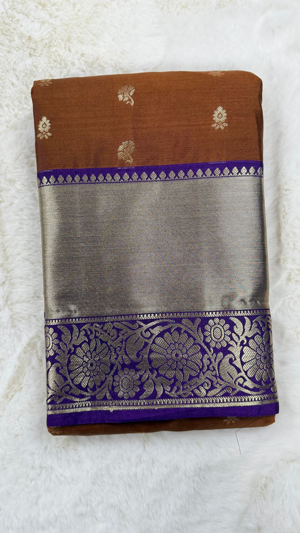 Silk Saree Braun-Lila