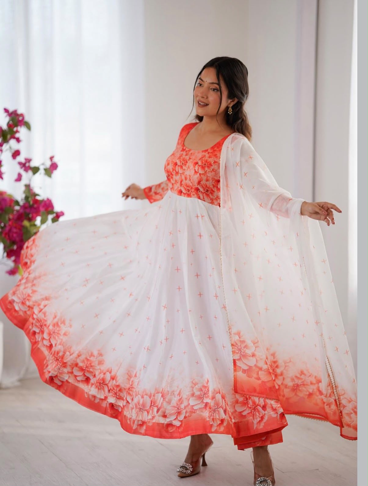 Embroidery mit Dupatta L Size