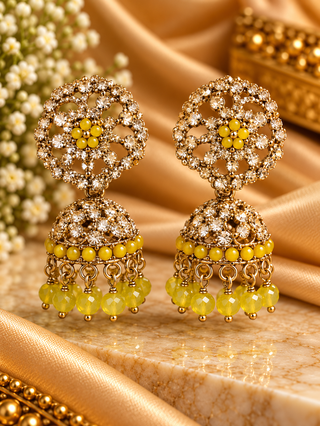 Jhumka-Ohrringe