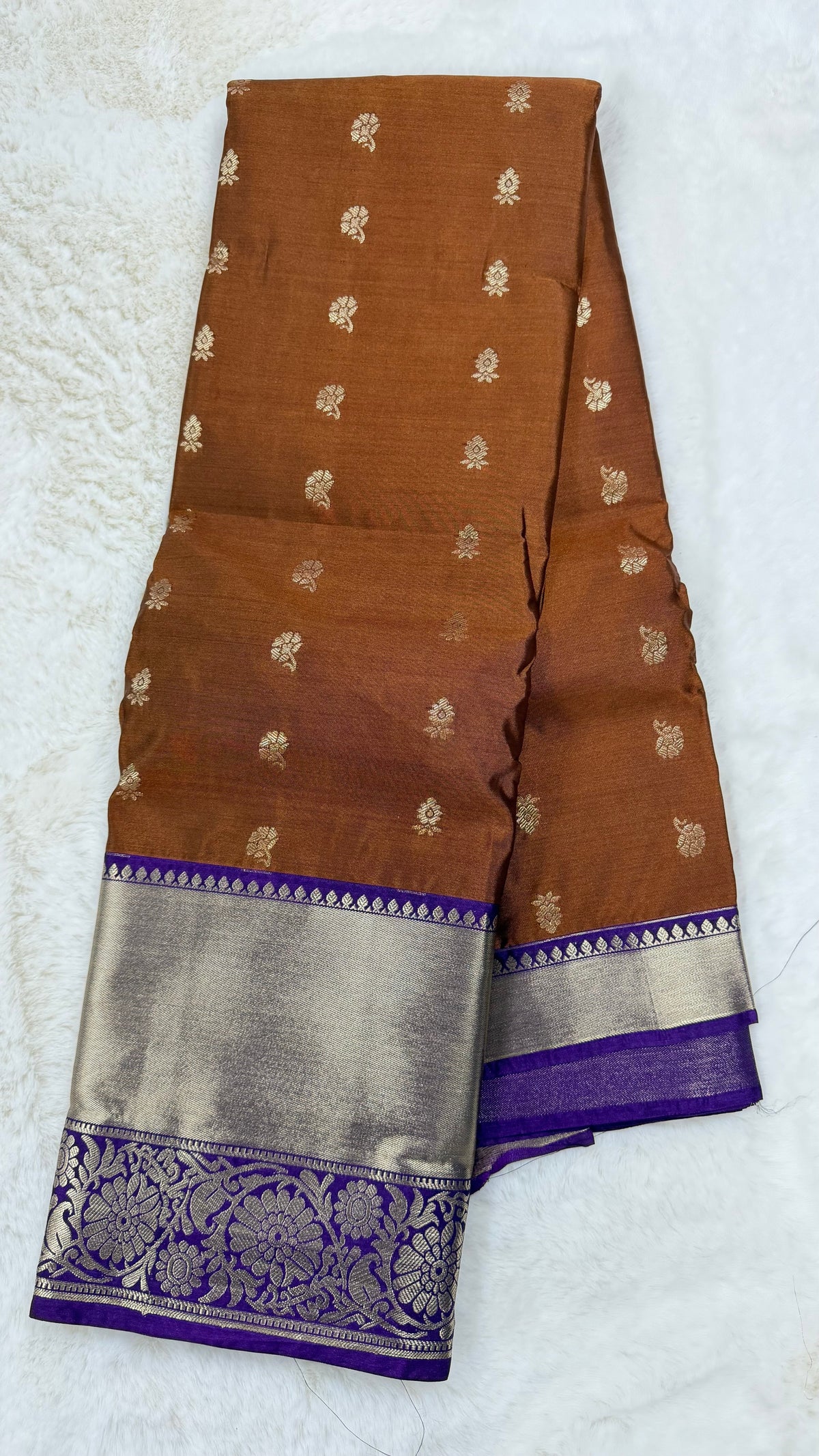 Silk Saree Braun-Lila
