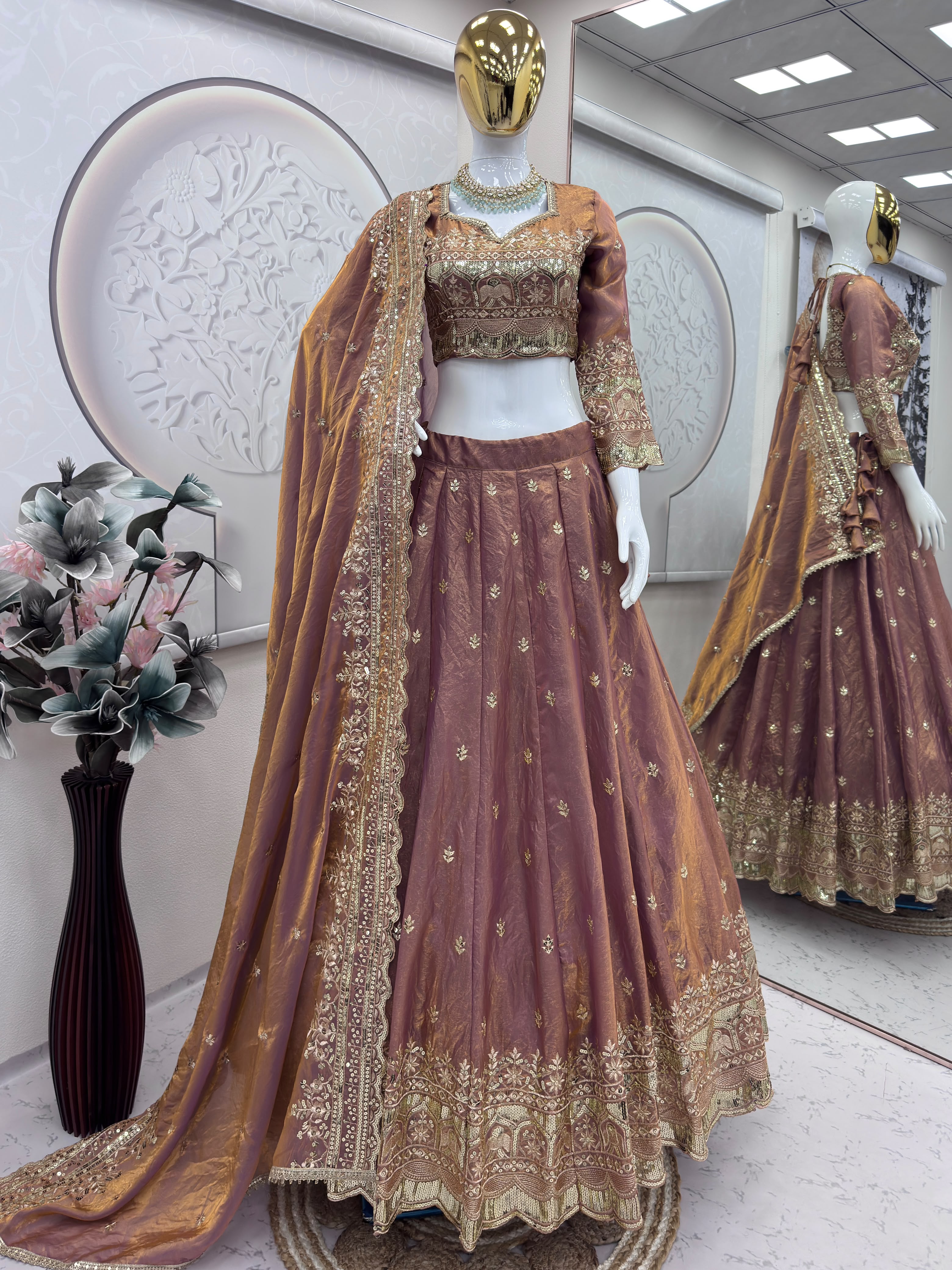 Lehenga stiched in L size