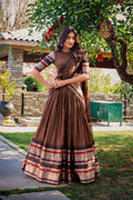 🌷 Lehenga Choli – NIRUPA | Pure Chanderi mit Zari