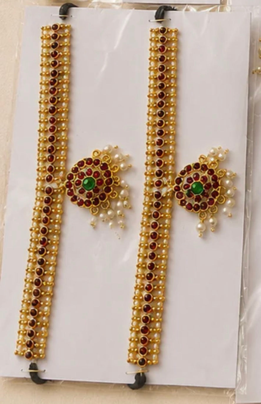 Gold Pearl & Kemp Ear Chain with Stud Earrings – Set of 2