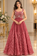 Bordeauxrotes Lehenga-Set mit floraler Paillettenbluse und Schal ready made