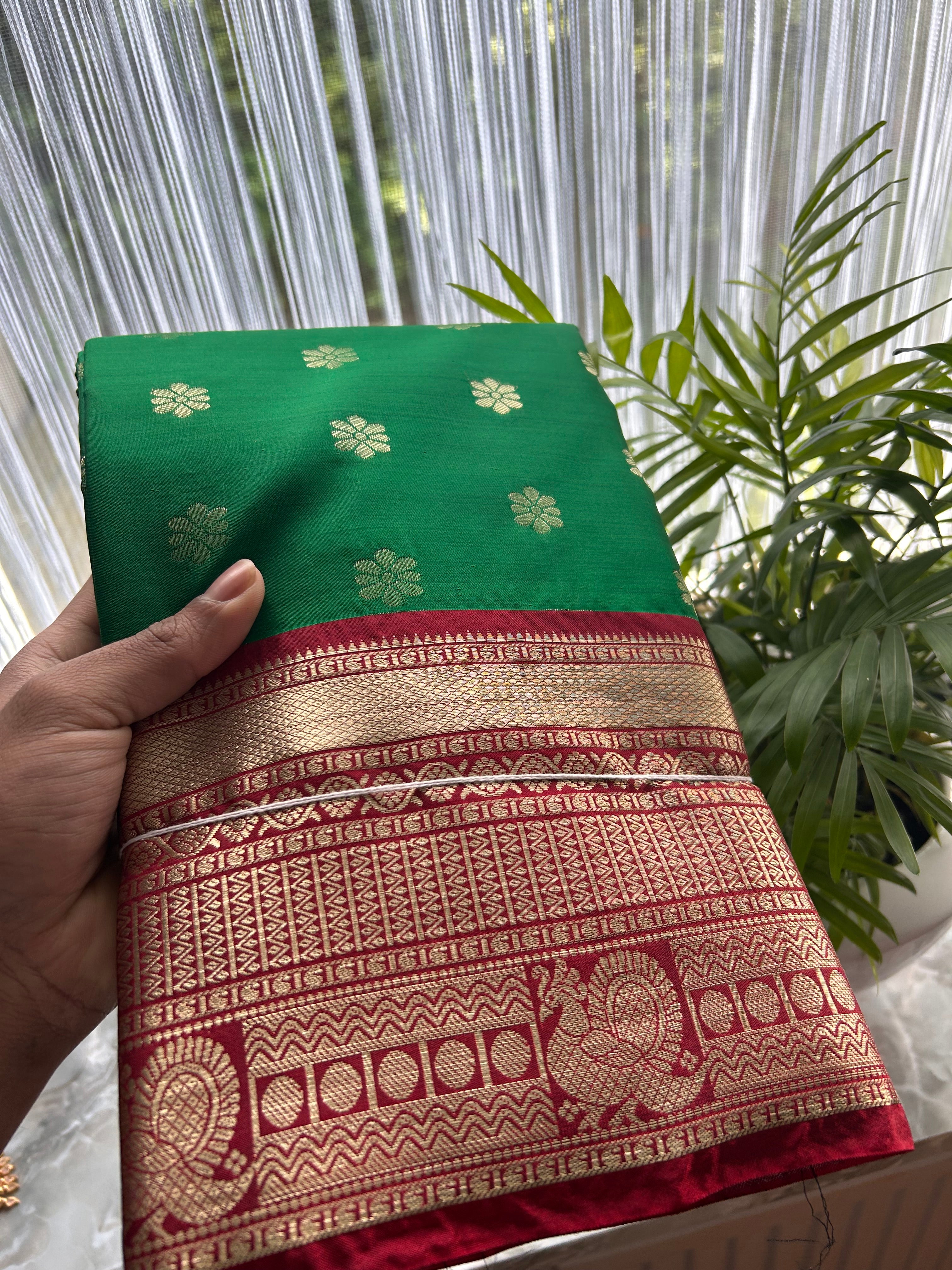 Kanjivaram zijden sari – paars & blauwgroen
