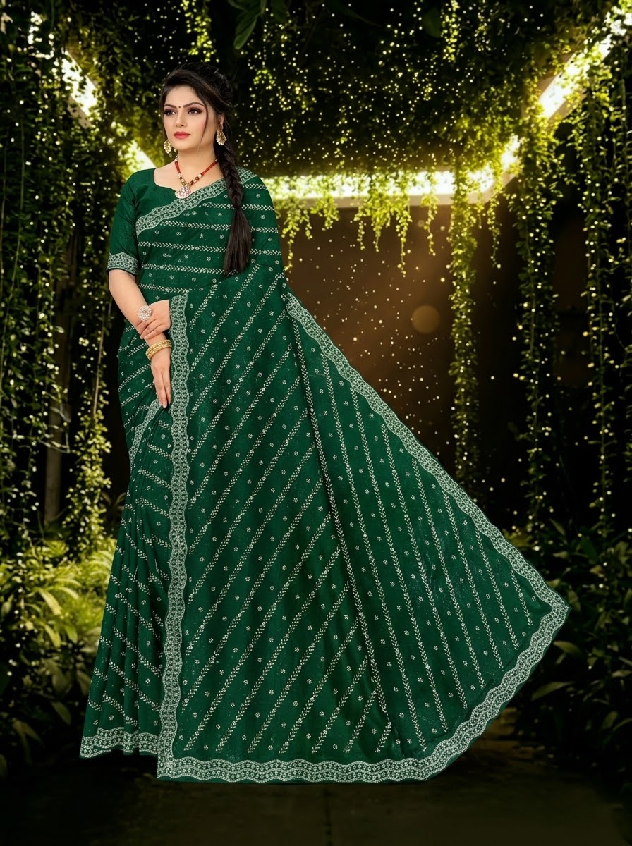 Dunkelgrüner Saree mit funkelndem Rankenmuster