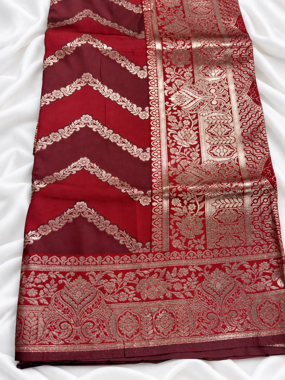 Saree mit Zickzack
